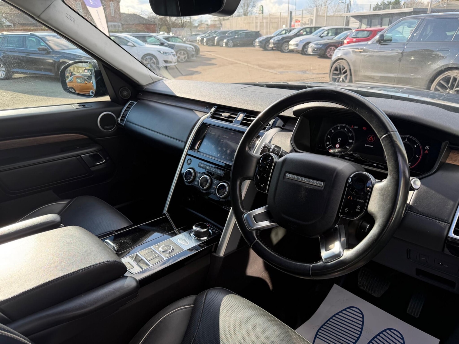 Used Land Rover Discovery 2018 for sale - 77934195: Photo 16