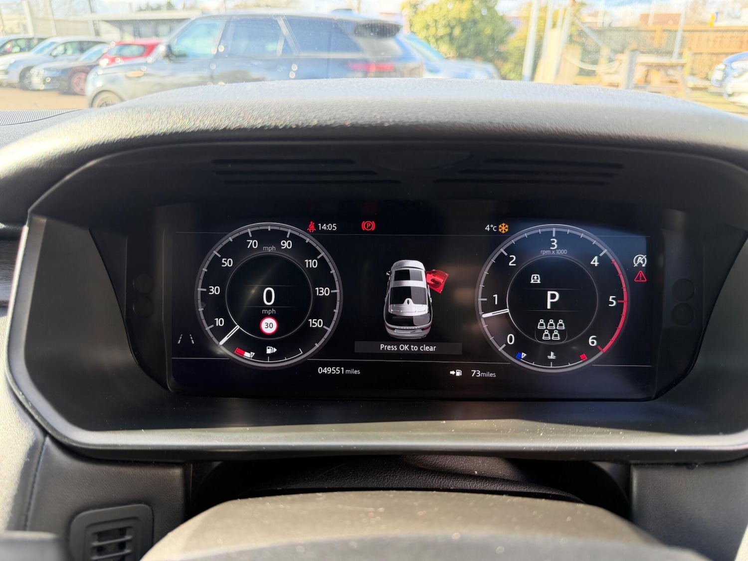 Used Land Rover Discovery 2018 for sale - 77934195: Photo 17