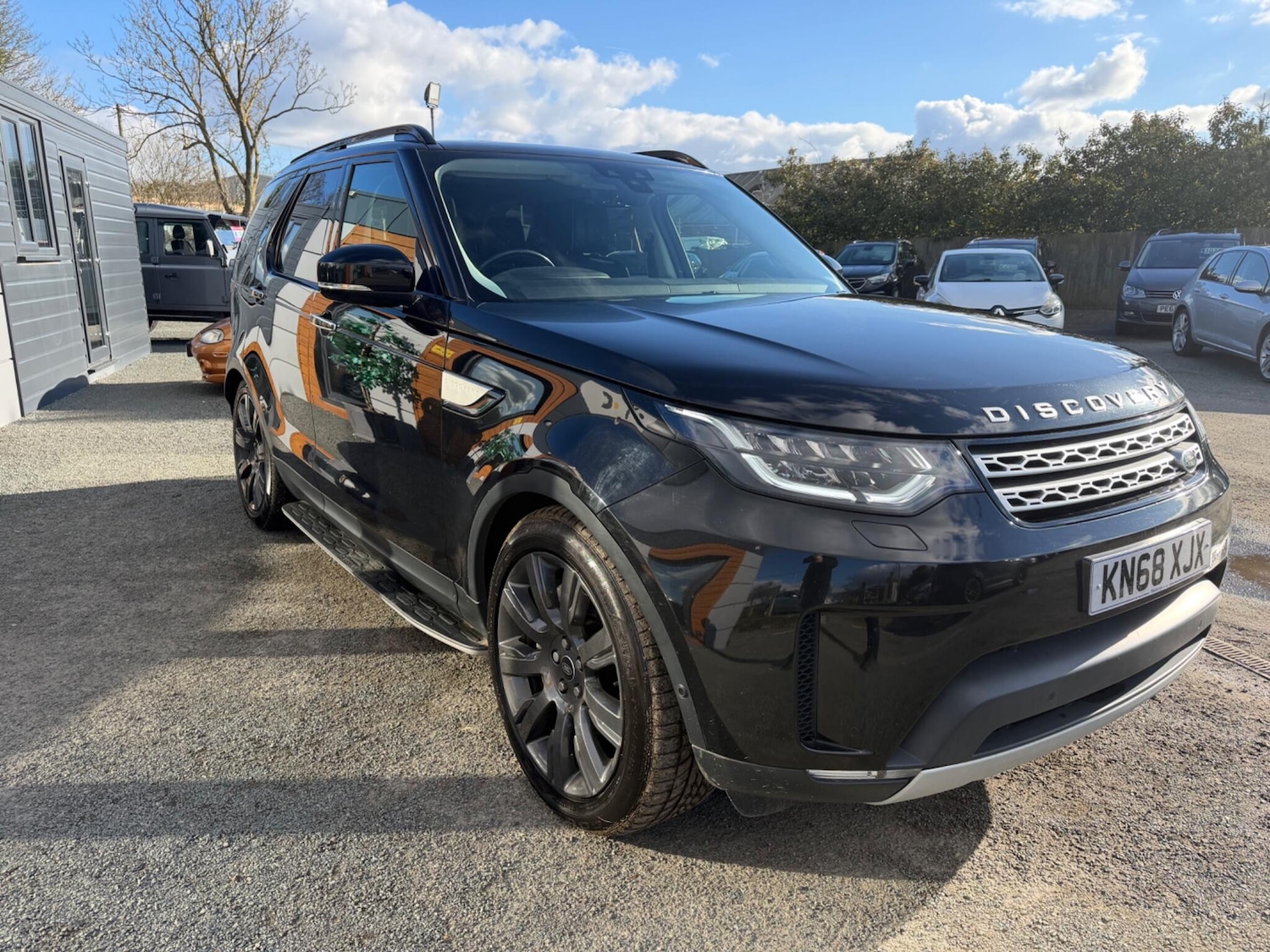 Used Land Rover Discovery 2018 for sale - 77934195: Photo 4