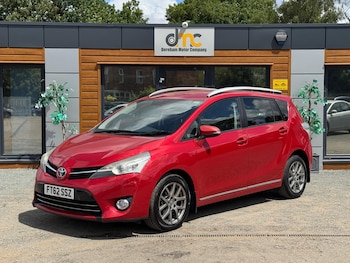 Used Toyota Verso 2013 for sale - 79049255: Photo