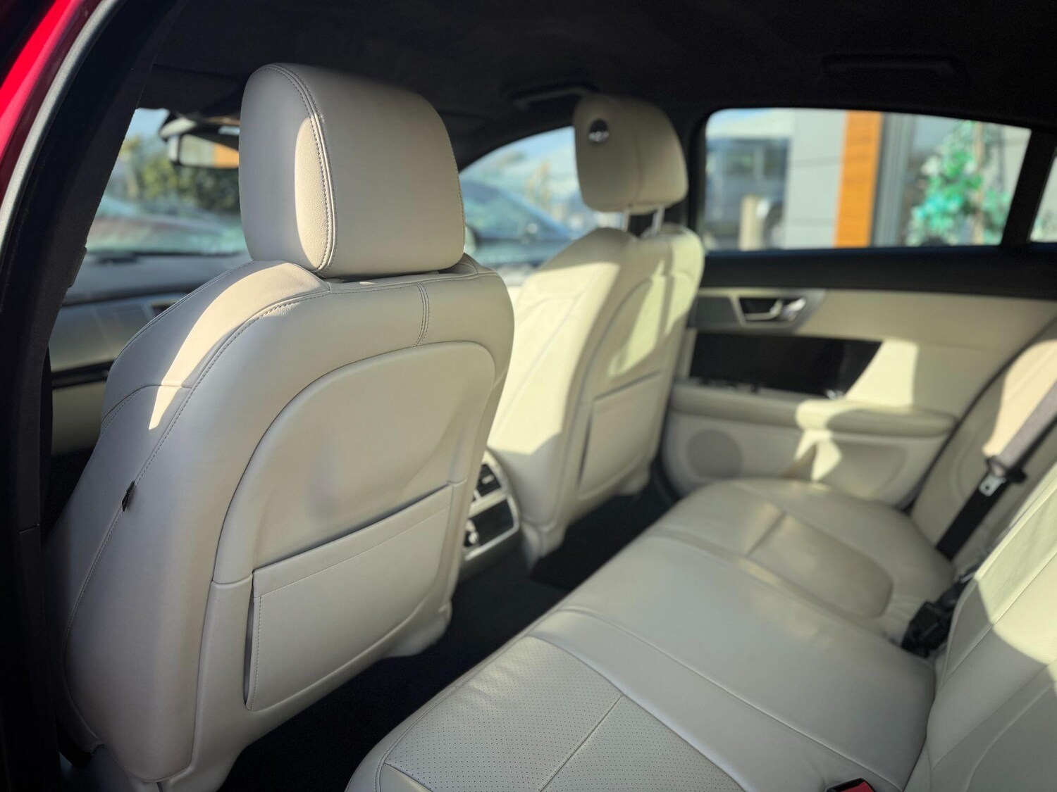 Used Jaguar XF 2013 for sale - 76573169: Photo 14