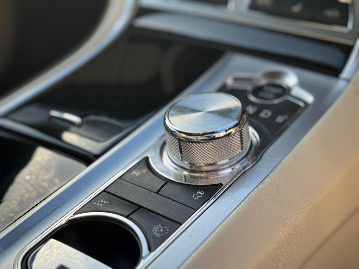 Used Jaguar XF 2013 for sale - 76573169: Photo 24