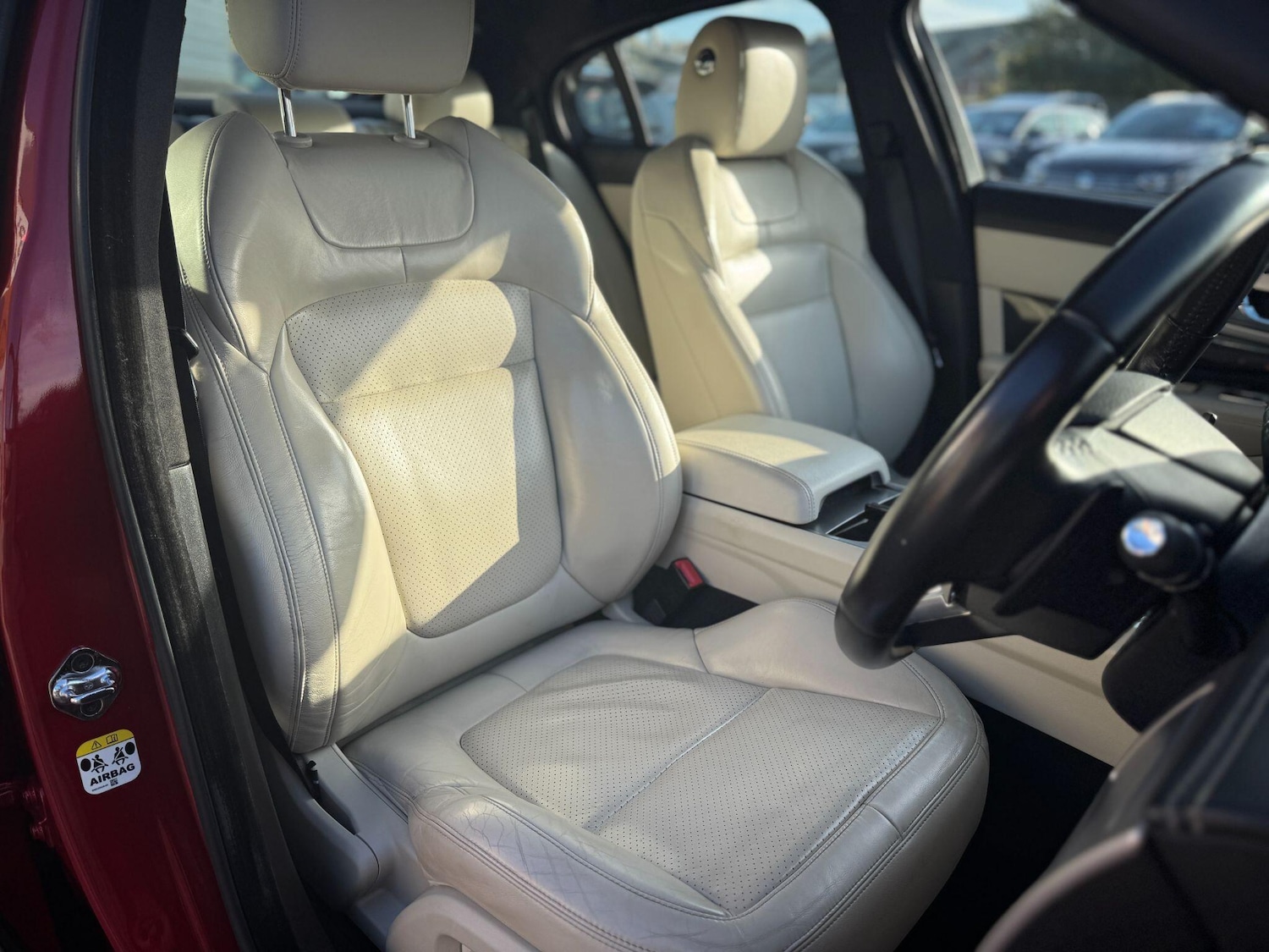 Used Jaguar XF 2013 for sale - 76573169: Photo 9