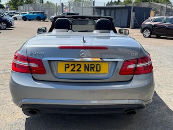 Used Mercedes-Benz E Class 2012 for sale - 78741305: Photo
