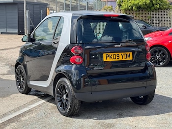 Used smart fortwo 2009 for sale - 78586005: Photo