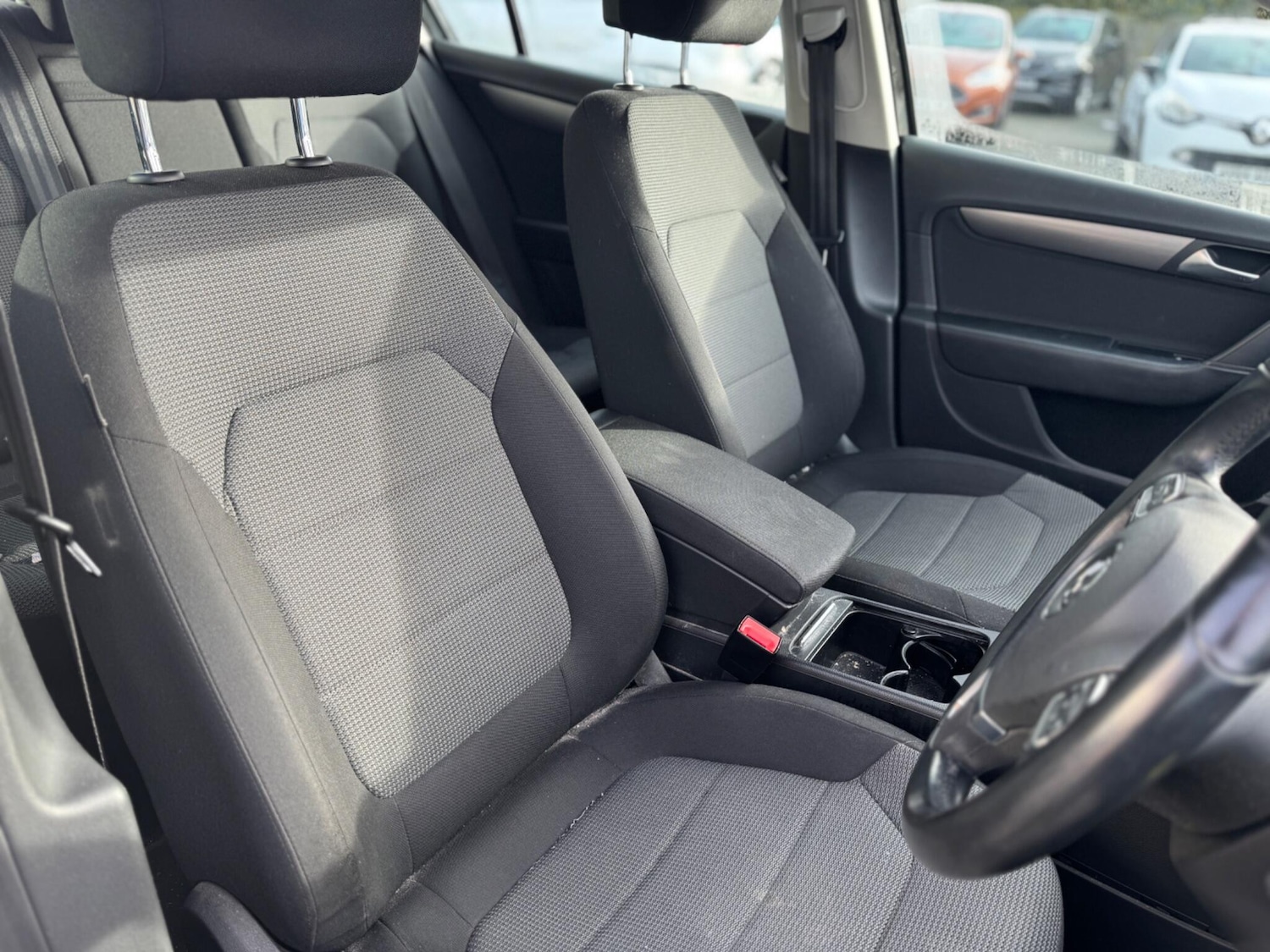 Used Volkswagen Passat 2012 for sale - 77957079: Photo 10