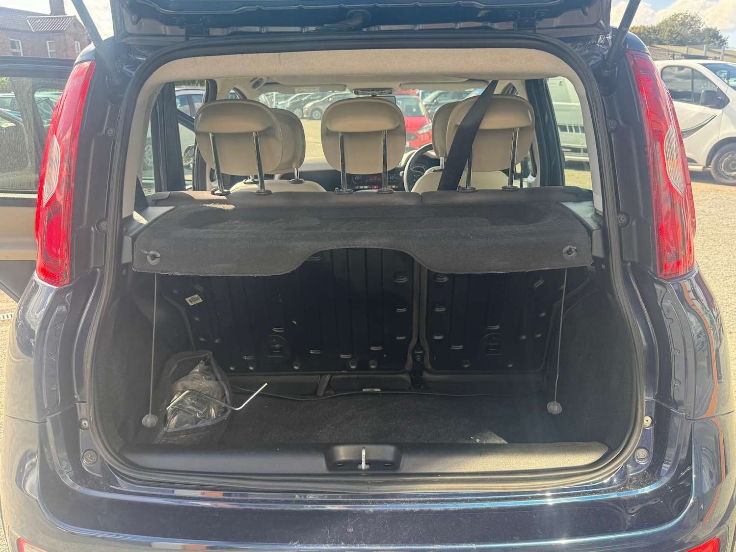 Vehicle 28