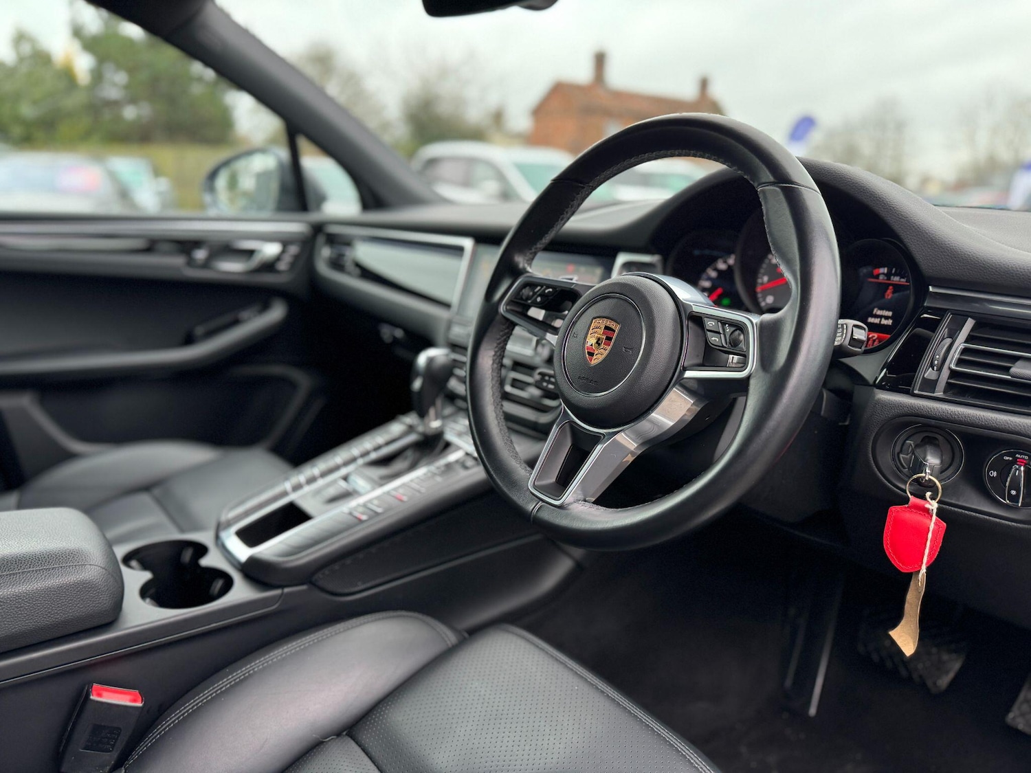 Used Porsche Macan 2019 for sale - 76823566: Photo 10