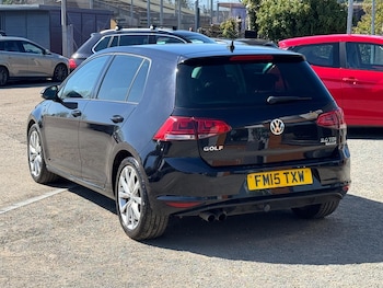 Used Volkswagen Golf 2015 for sale - 77993978: Photo