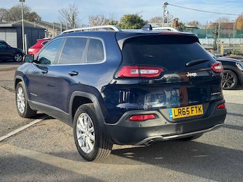 Used Jeep Cherokee 2015 for sale - 76521933: Photo