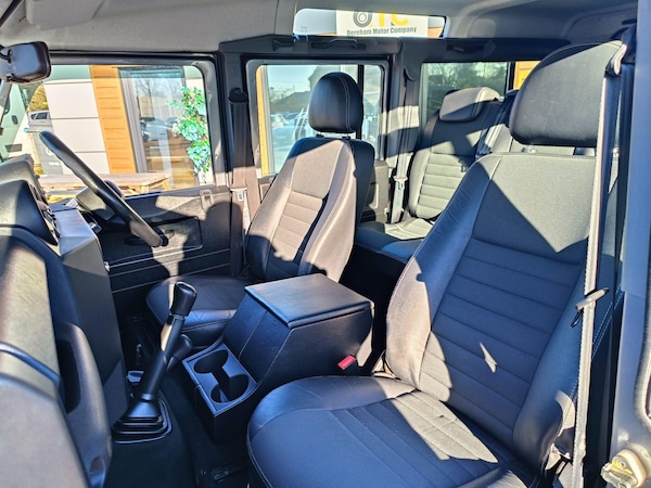 Used Land Rover Defender 110 2011 for sale - 76179456: Photo 16