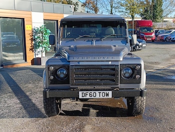 Used Land Rover Defender 110 2011 for sale - 76179456: Photo