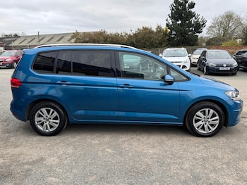 Used Volkswagen Touran 2021 for sale - 78601086: Photo