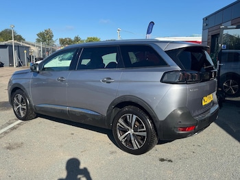 Used Peugeot 5008 2021 for sale - 75153999: Photo