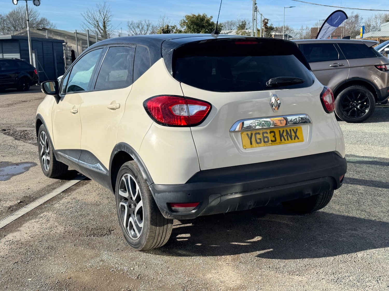 Used Renault Captur 2013 for sale - 77934181: Photo 3
