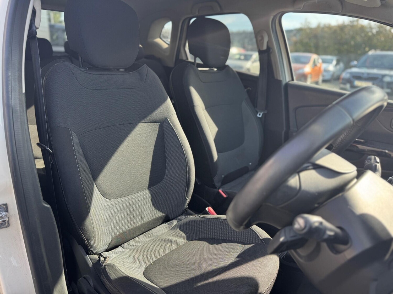 Used Renault Captur 2013 for sale - 77934181: Photo 9