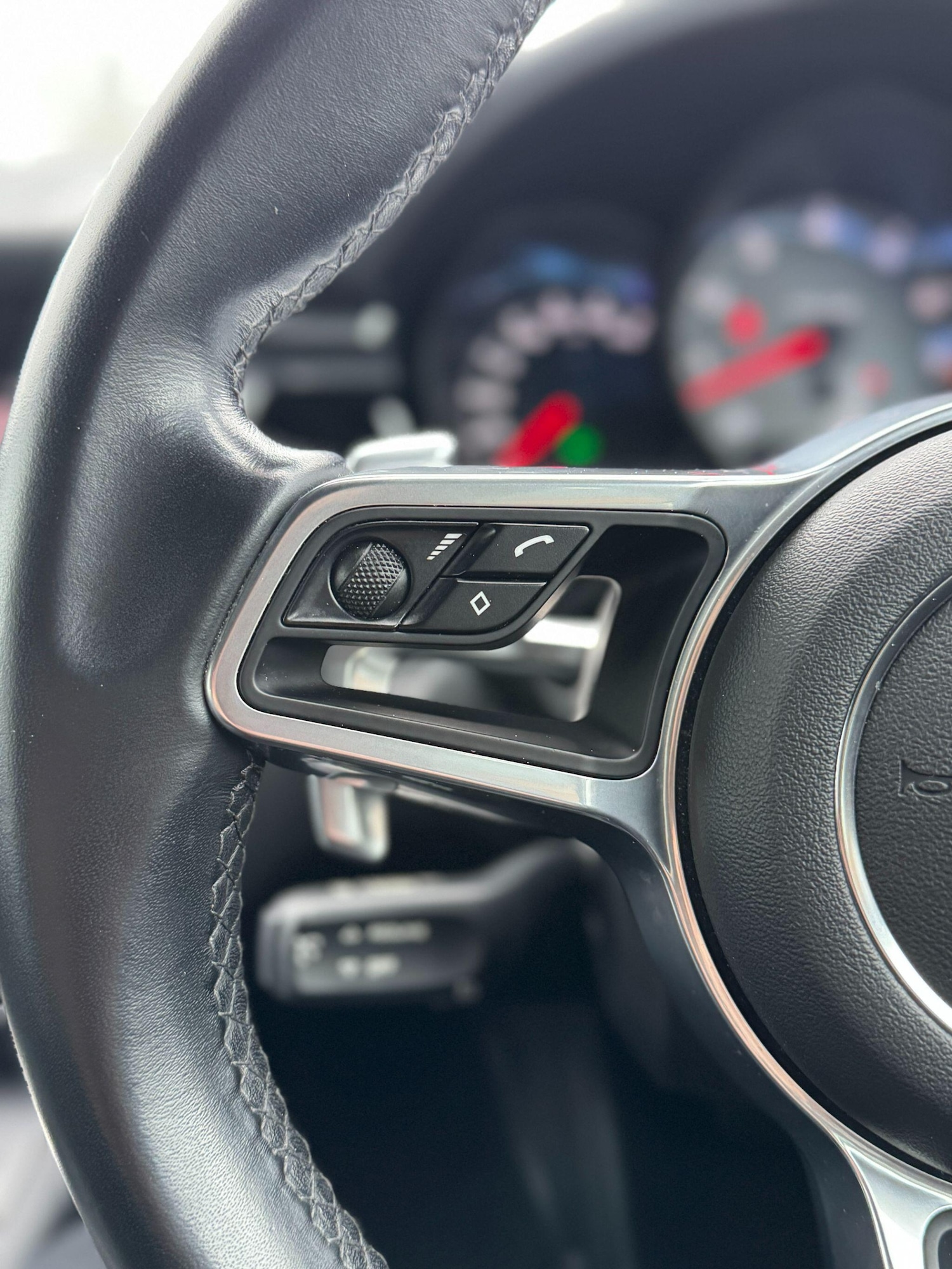 Used Porsche Macan 2019 for sale - 77934198: Photo 19