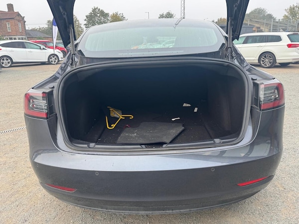 Used Tesla Model 3 2019 for sale - 76251044: Photo 23