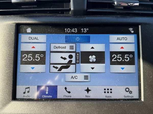 Used Ford Mondeo 2017 for sale - 76239231: Photo 30