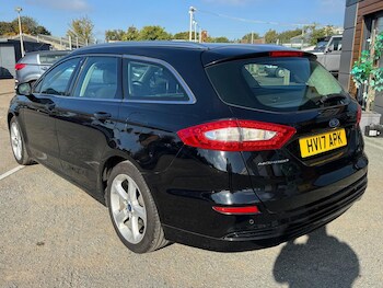 Used Ford Mondeo 2017 for sale - 76239231: Photo 4
