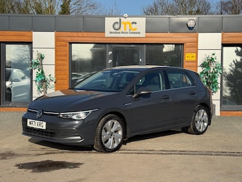 Used Volkswagen Golf 2021 for sale - 78301980: Photo