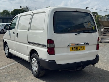 Used Toyota HiAce 2011 for sale - 78833912: Photo