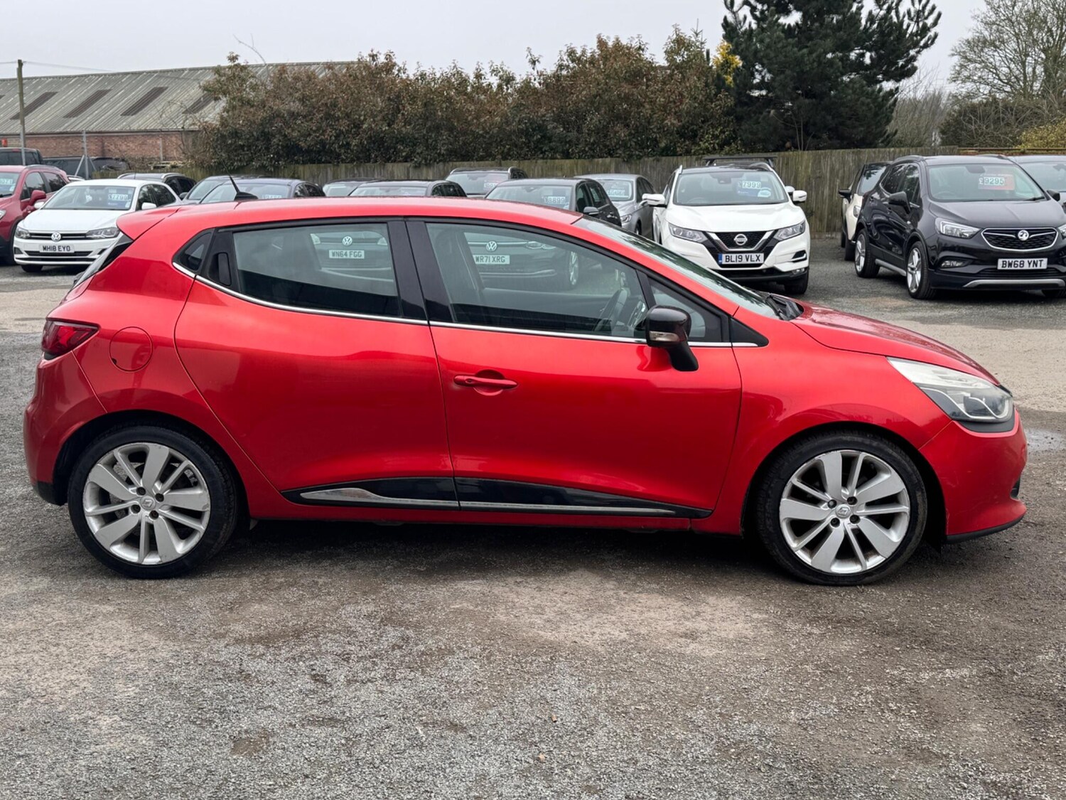 Used Renault Clio 2014 for sale - 77934189: Photo 6