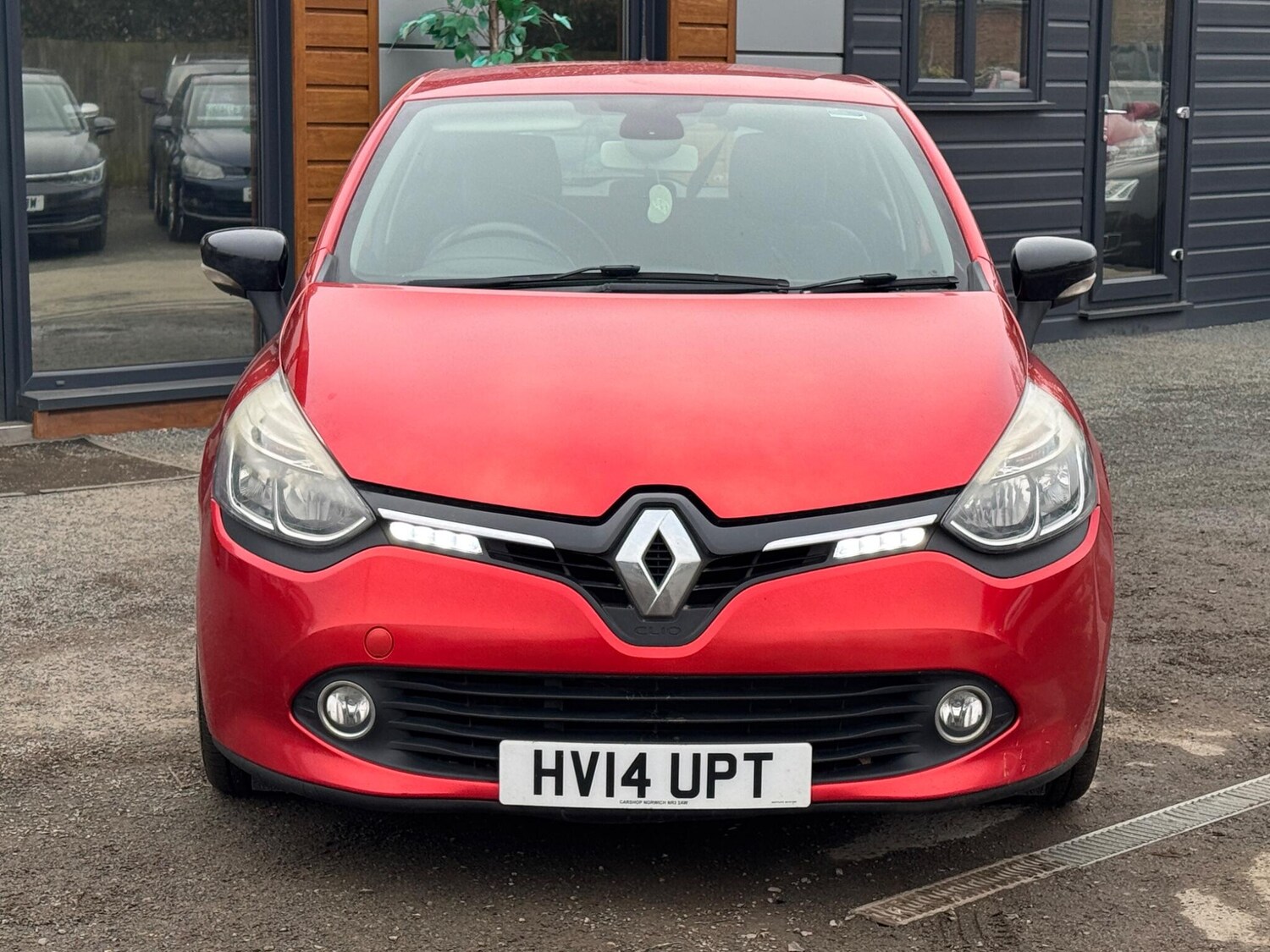 Used Renault Clio 2014 for sale - 77934189: Photo 8
