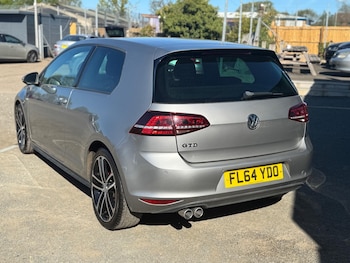 Used Volkswagen Golf 2014 for sale - 77934157: Photo