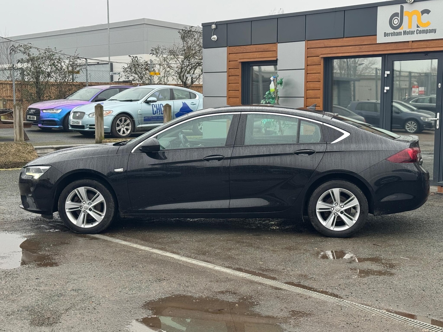 Used Vauxhall Insignia 2021 for sale - 77934158: Photo 2
