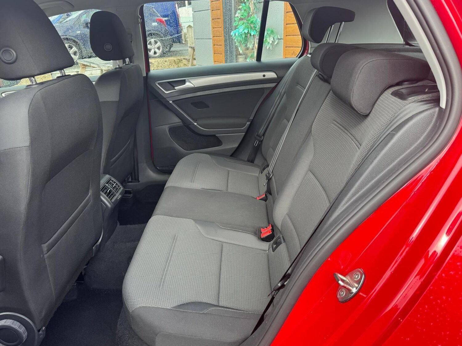 Used Volkswagen Golf 2015 for sale - 76042905: Photo 10