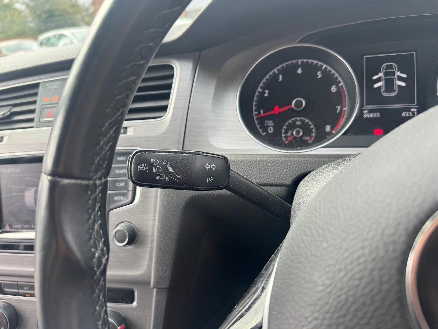 Used Volkswagen Golf 2015 for sale - 76042905: Photo 15