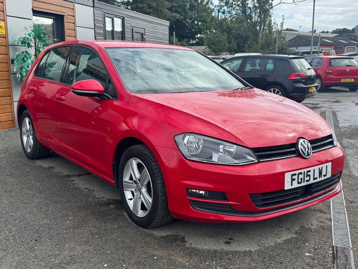 Used Volkswagen Golf 2015 for sale - 76042905: Photo 3