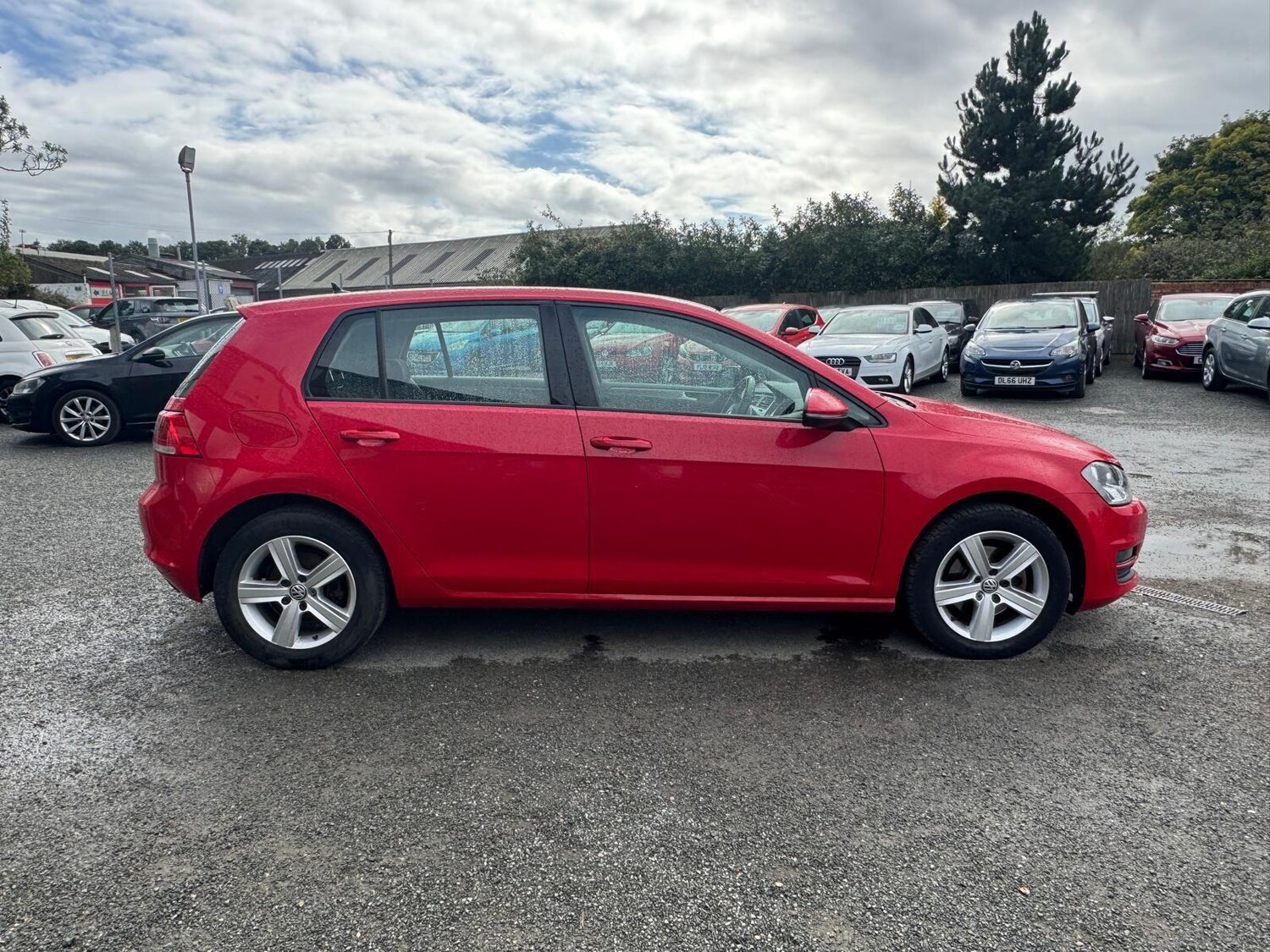 Used Volkswagen Golf 2015 for sale - 76042905: Photo 6