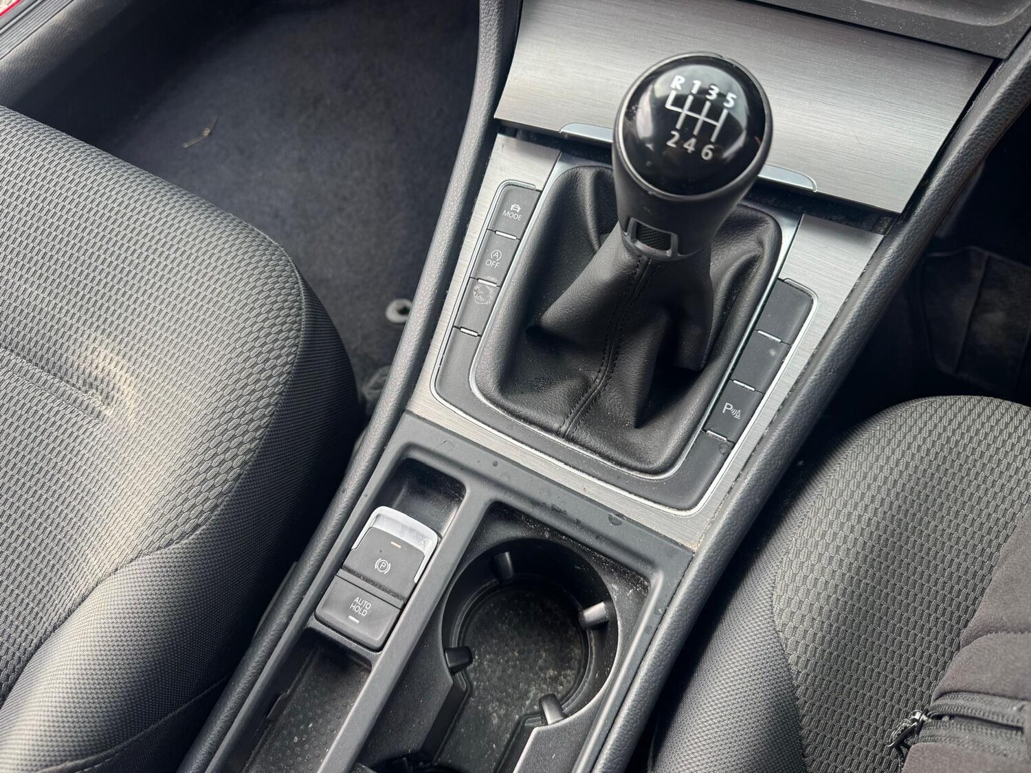 Used Volkswagen Golf 2015 for sale - 76042905: Photo 7