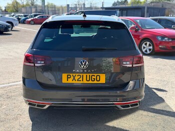 Used Volkswagen Passat 2021 for sale - 78301740: Photo