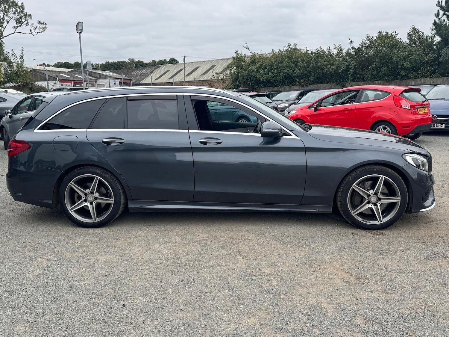 Used Mercedes-Benz C Class 2015 for sale - 77934193: Photo 12