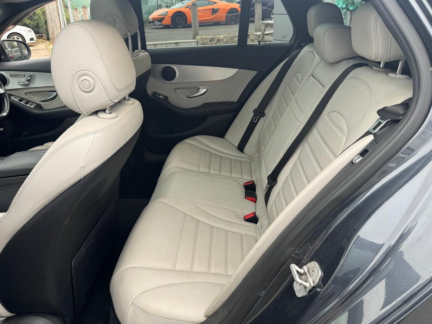 Used Mercedes-Benz C Class 2015 for sale - 77934193: Photo 18