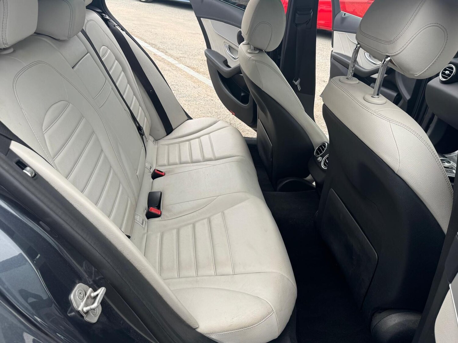 Used Mercedes-Benz C Class 2015 for sale - 77934193: Photo 19