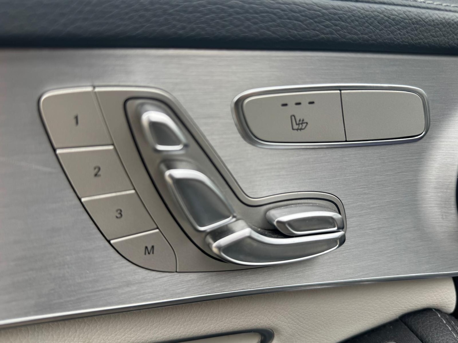 Used Mercedes-Benz C Class 2015 for sale - 77934193: Photo 20