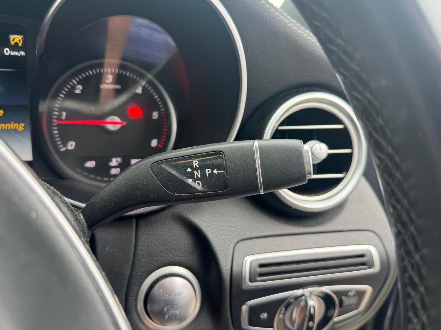 Used Mercedes-Benz C Class 2015 for sale - 77934193: Photo 24