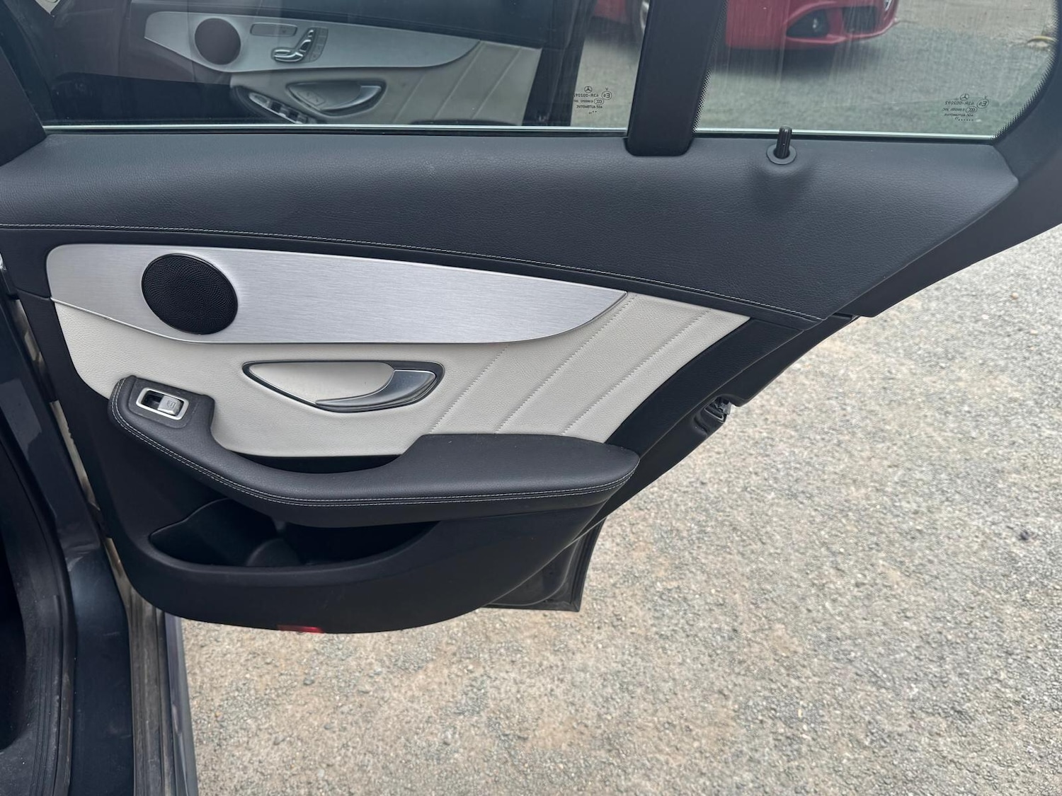 Used Mercedes-Benz C Class 2015 for sale - 77934193: Photo 33