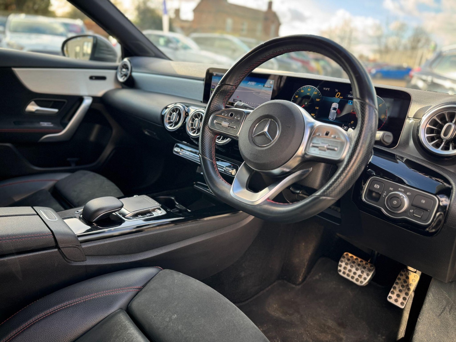 Used Mercedes-Benz A-Class 2018 for sale - 76573797: Photo 10