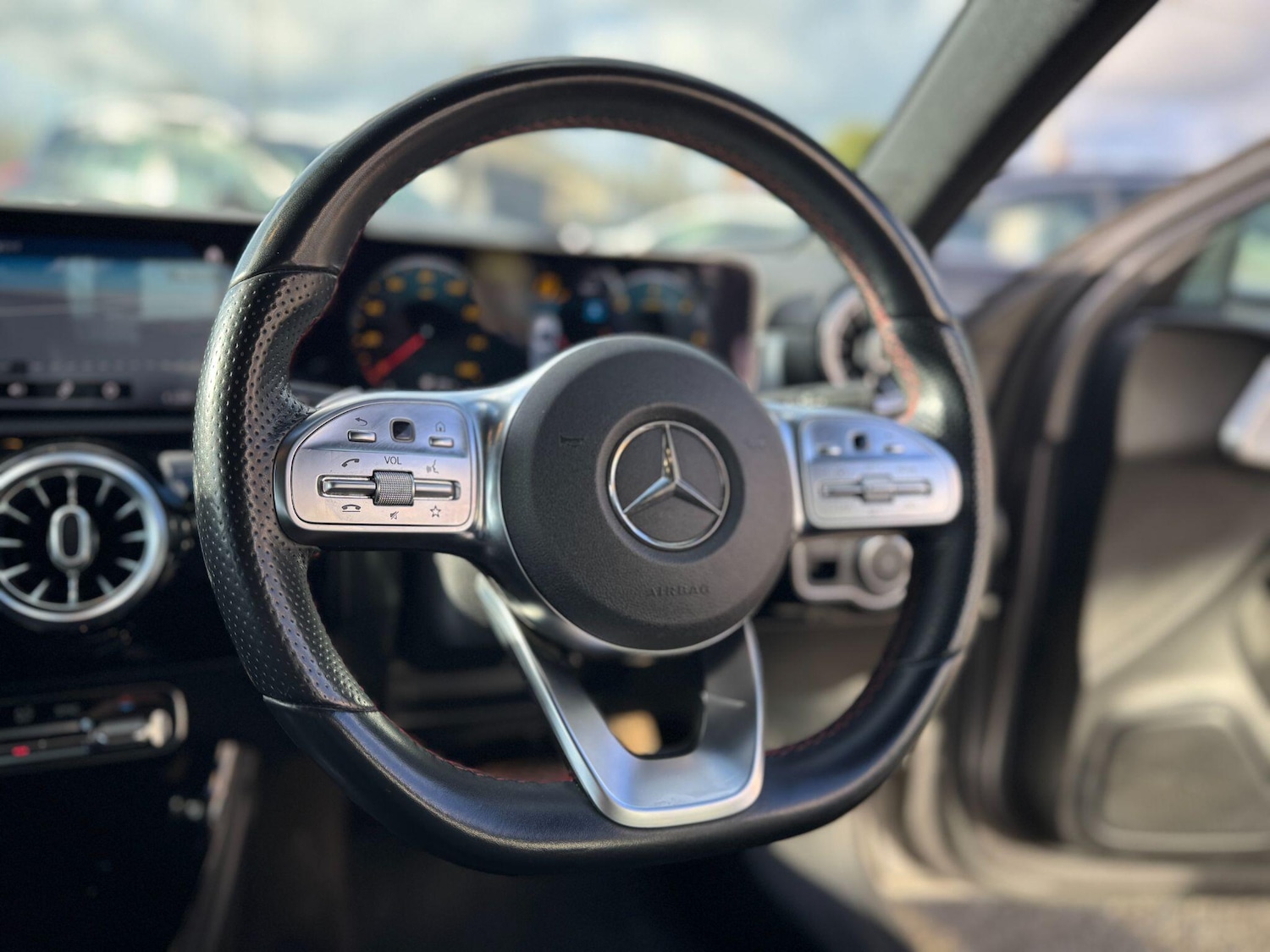 Used Mercedes-Benz A-Class 2018 for sale - 76573797: Photo 24