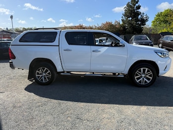 Used Toyota Hilux 2017 for sale - 78301795: Photo