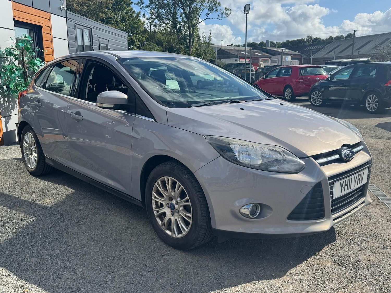Used Ford Focus 2011 for sale - 76032738: Photo 3