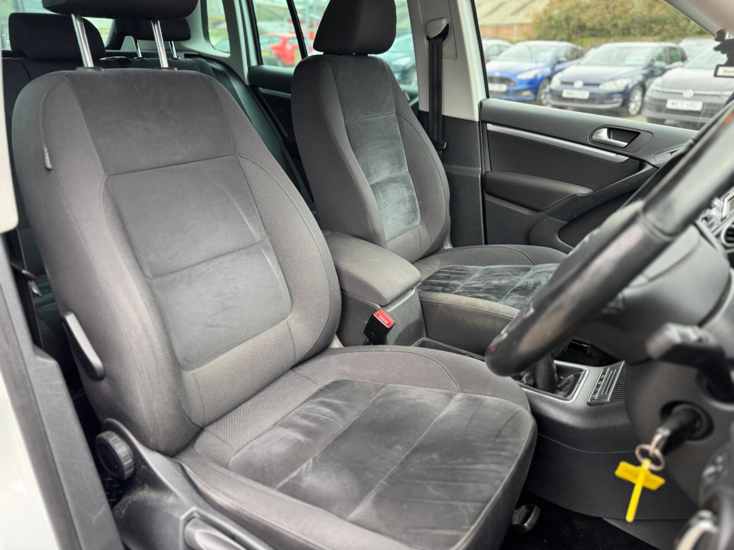 Used Volkswagen Tiguan 2015 for sale - 77934139: Photo 11