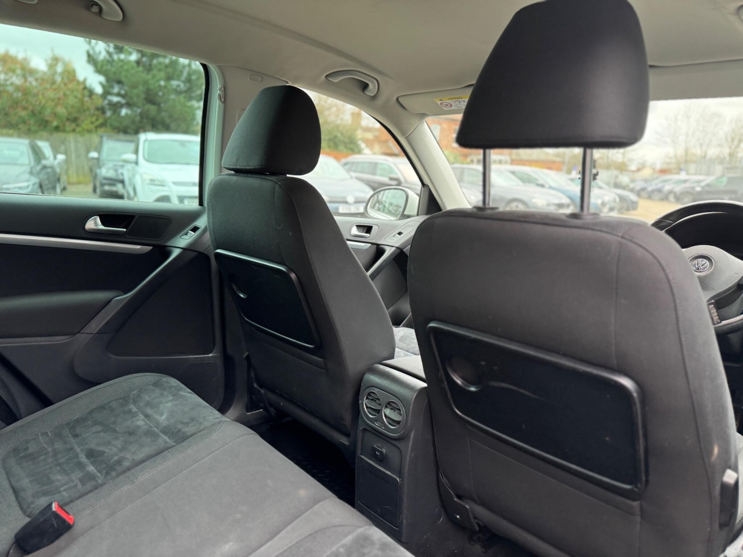 Used Volkswagen Tiguan 2015 for sale - 77934139: Photo 16