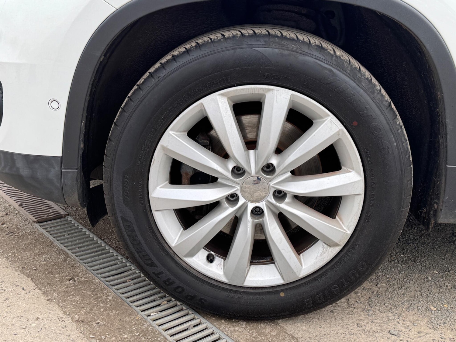 Used Volkswagen Tiguan 2015 for sale - 77934139: Photo 24