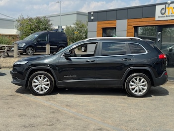 Used Jeep Cherokee 2017 for sale - 79532618: Photo